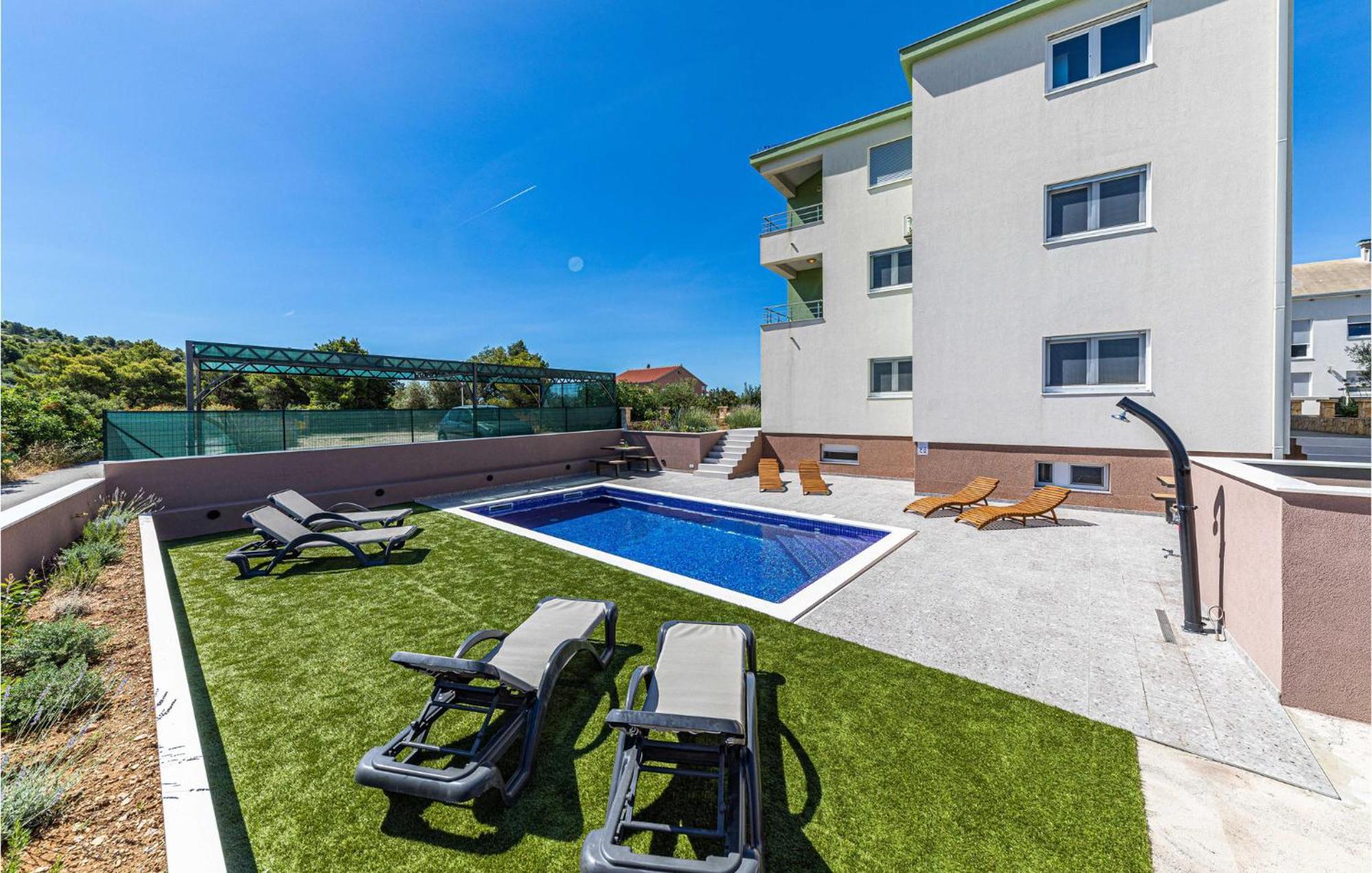 טרוגיר Amazing Apartment In Saldun With Wifi מראה חיצוני תמונה